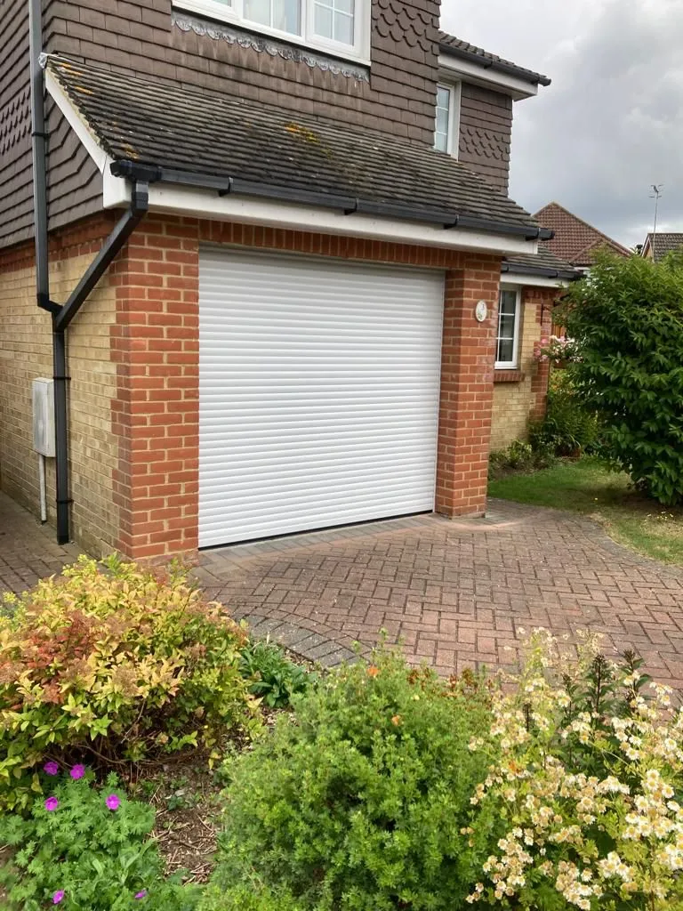 Roller garage door